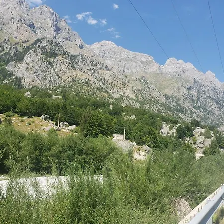Guest Hause Artani * Valbona