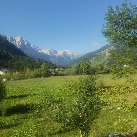 Guest Hause Artani Valbona