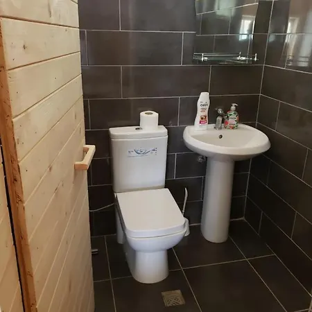 Guest Hause Artani Affittacamere Valbona