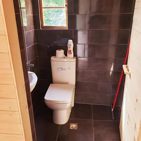 Guest Hause Artani Affittacamere Valbona